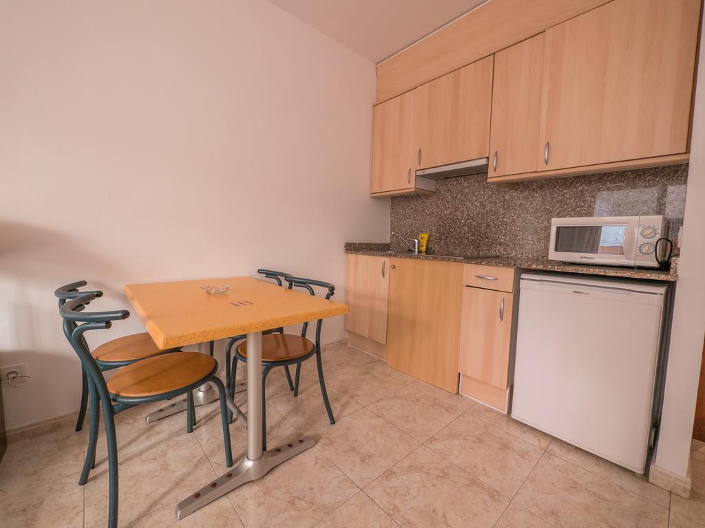 Apartaments AR Easy Santa Anna II Lloret de Mar Exteriör bild