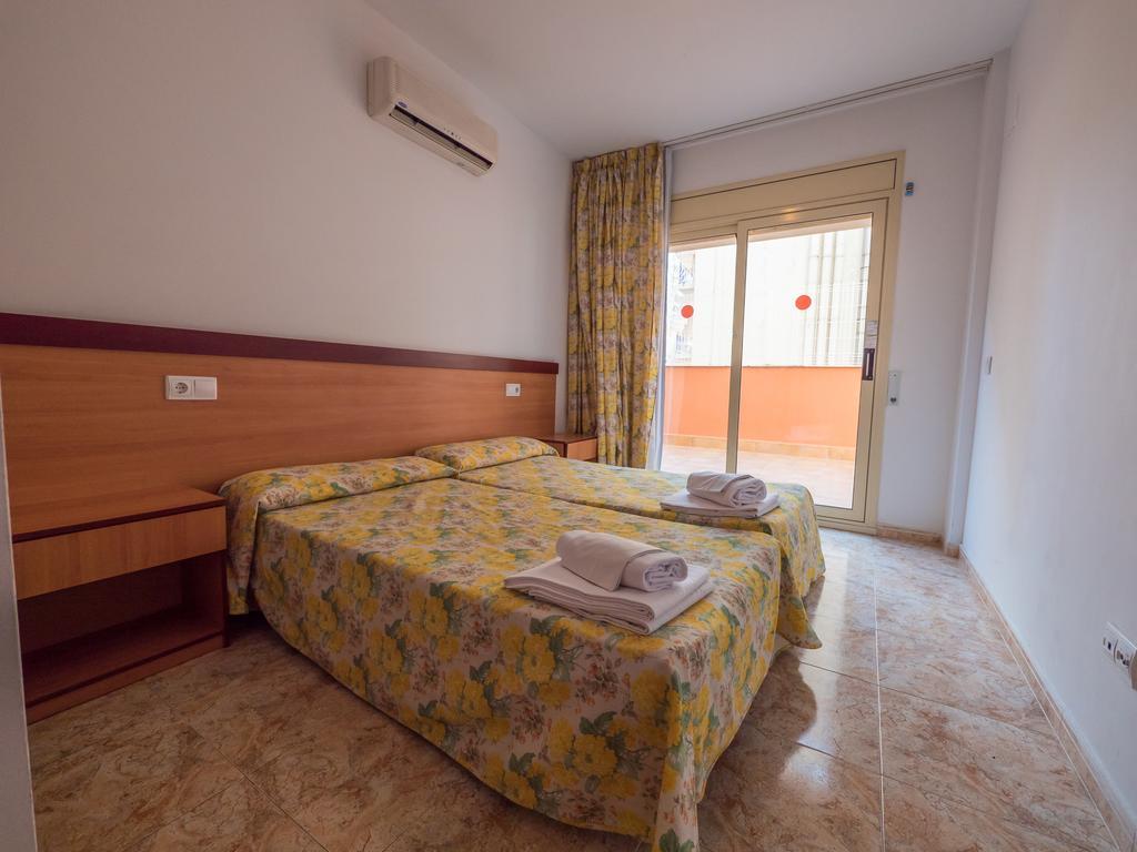 Apartaments AR Easy Santa Anna II Lloret de Mar Exteriör bild