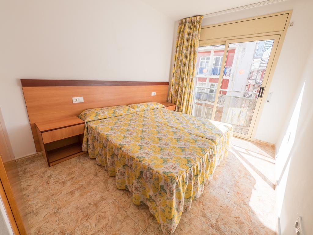 Apartaments AR Easy Santa Anna II Lloret de Mar Exteriör bild